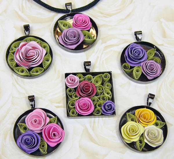 Quilled jewelry pendants